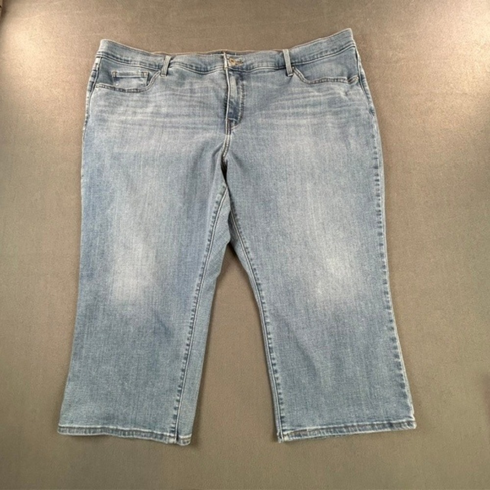 Levi's 311 Shaping Skinny Capri Jeans Crop Light Wash Women's 22W Stretch